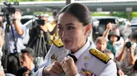 Paetongtarn Shinawatra menjadi perdana menteri Thailand ke-31. Ia menjadi perdana menteri Thailand termuda dalam sejarah dan perempuan kedua yang menduduki jabatan tersebut. (AP Photo/Sakchai Lalit)