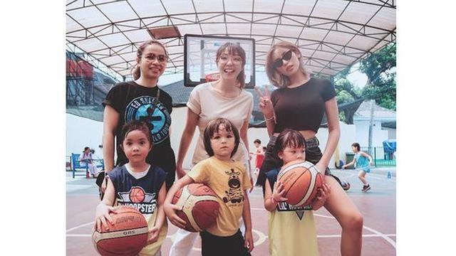 Main Bareng di Bali, Ini 6 Momen Gemas Gempi dan El Barack Dekat Sejak Kecil