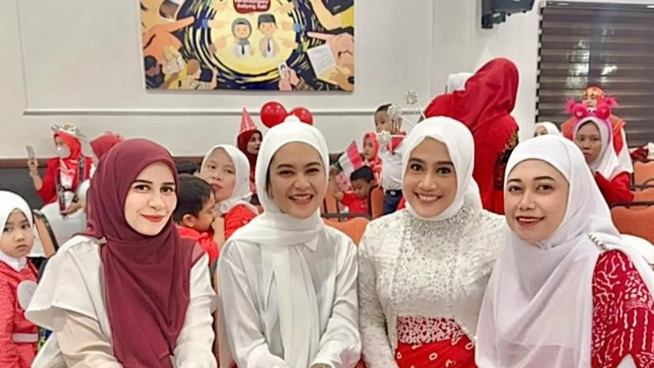 Tampilan Kahiyang Ayu Pakai Busana Merah Putih dan Kerudung saat Rayakan 17-an di Sekolah Anaknya