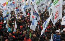 Buruh Demo Lagi di Kawasan Patung Kuda Desak UU Ciptaker Dicabut, Ribuan Personel Gabungan Siaga