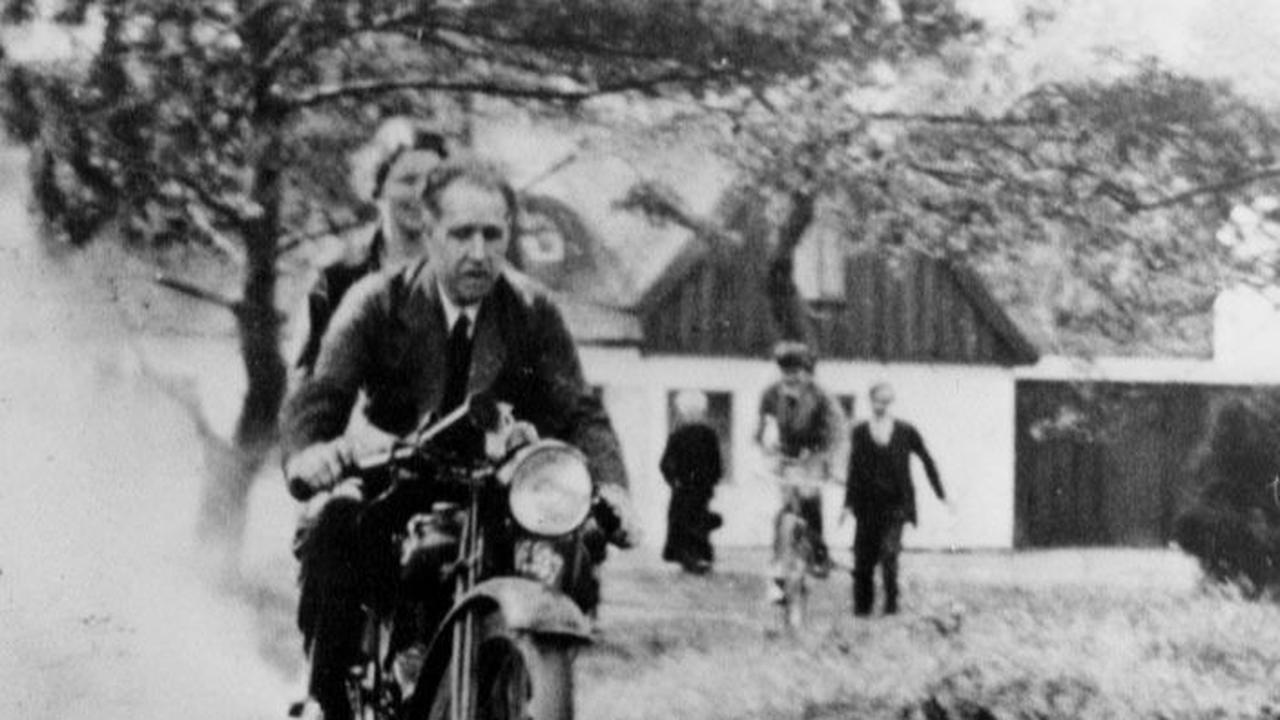 Niels Bohr