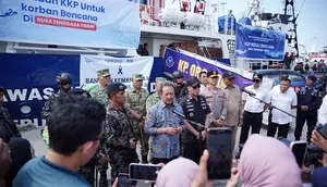 KKP Kirim 50 Ton Bantuan Lewat Kapal Orca 06 ke NTT