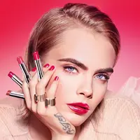 Dior Addict Stellar hadirkan makna simbolis sebagai keberuntungan yang terangkum dalam rangkaian pilihan perona bibir.