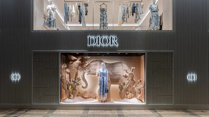 Dior Riviera 2025, Pop-Up Tropikal Hadir di Seoul hingga Bali