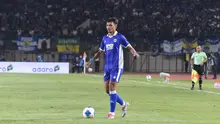 Bek Persib Bandung Al Hamra Hehanussa kembali dipinjamkan untuk melakoni musim 2026/2027. (Bola.com/Erwin Snaz)
