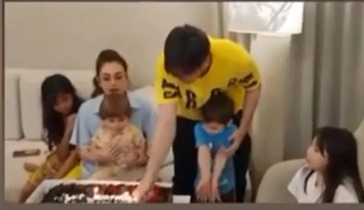 Ultah Stefan William (Instagram/steline.daily)