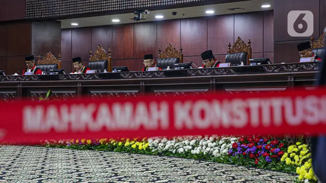 Suhartoyo Dilantik Jadi Ketua MK