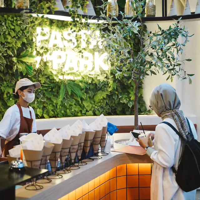 Pengunjung Pasta By The Park
