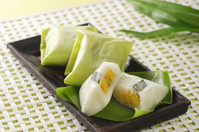 Sebungkus kue nagasari pisang. (Liputan6.com/Wikimedia Commons/bolakeluarga)