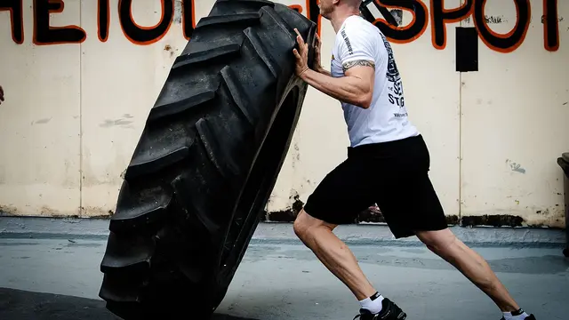 Ilustrasi latihan CrossFit