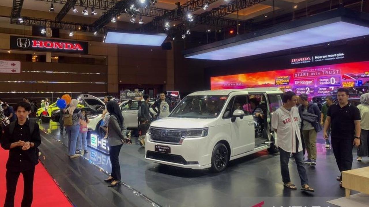 Pilihan Mobil Hybrid Terjangkau di IIMS 2026, Harga Mulai Rp274 Juta