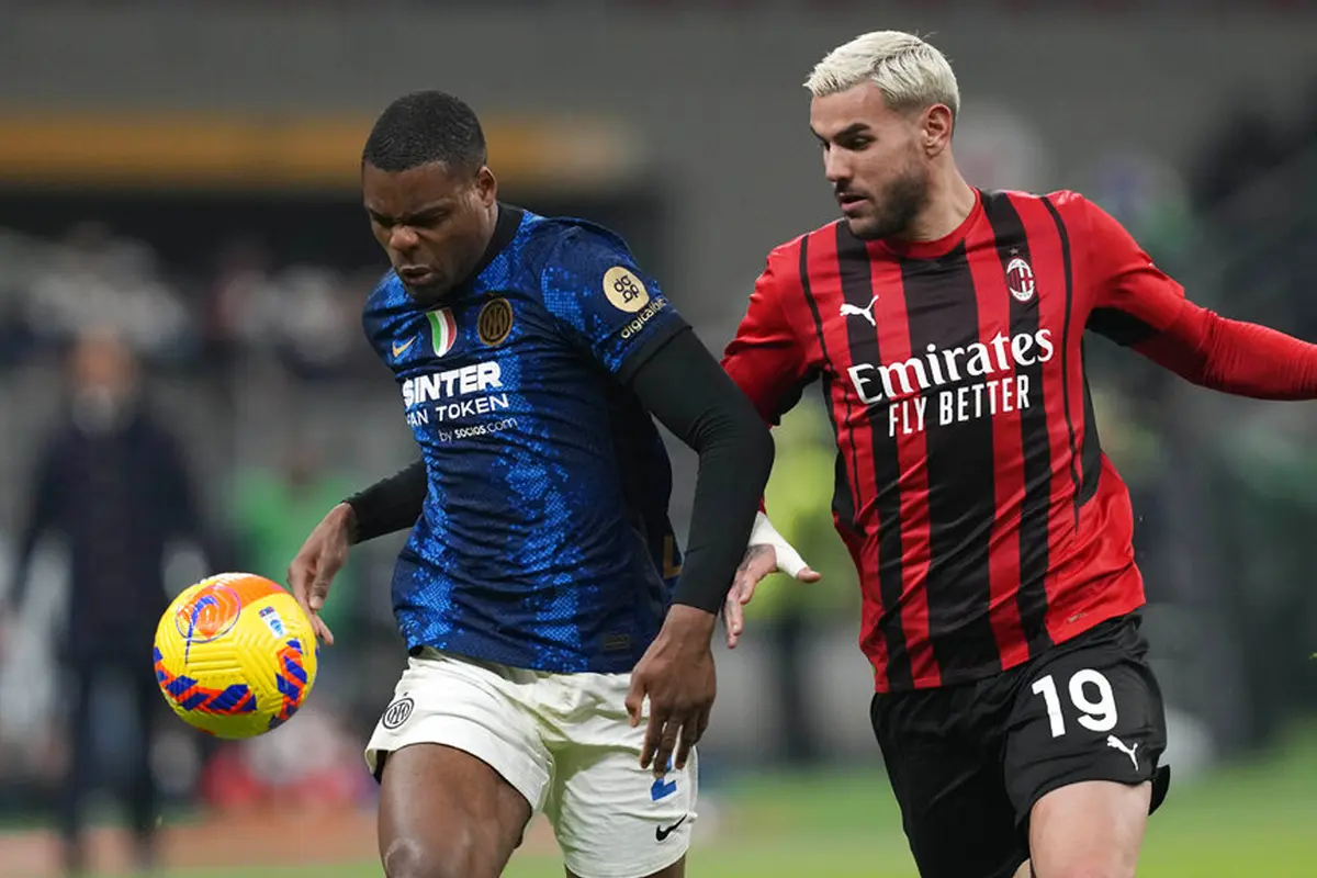 FOTO: AC Milan Main Imbang Lawan Inter Milan di San Siro