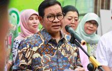 Pramono Serahkan Pemutihan Ijazah Tahap IV, Ribuan Siswa Akhirnya Bisa Pegang Ijazah