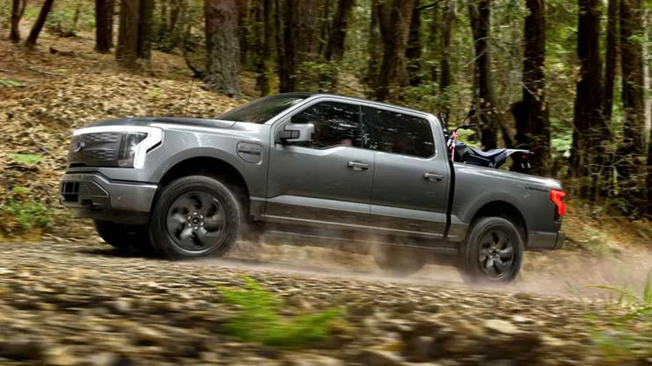Penjualan Ford F-150 Lightning terus mengalami peningkatan