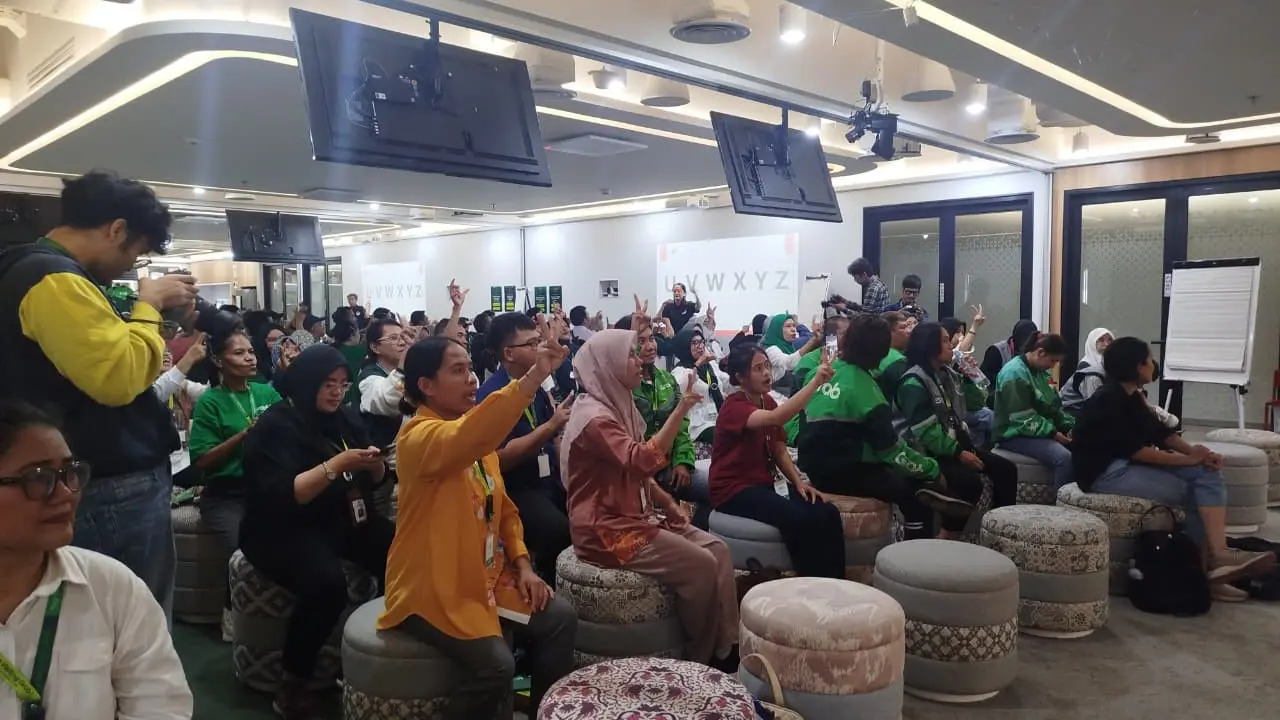 Pengalaman Belajar Bahasa Isyarat untuk Menjalin Pertemanan dengan Penyandang Disabilitas