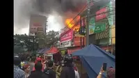 Kebakaran Pasar Simpang Dago, Kota Bandung, pada Jumat sore, 26 Juli 2024, sekira pukul 15.30 WIB. (Istimewa)