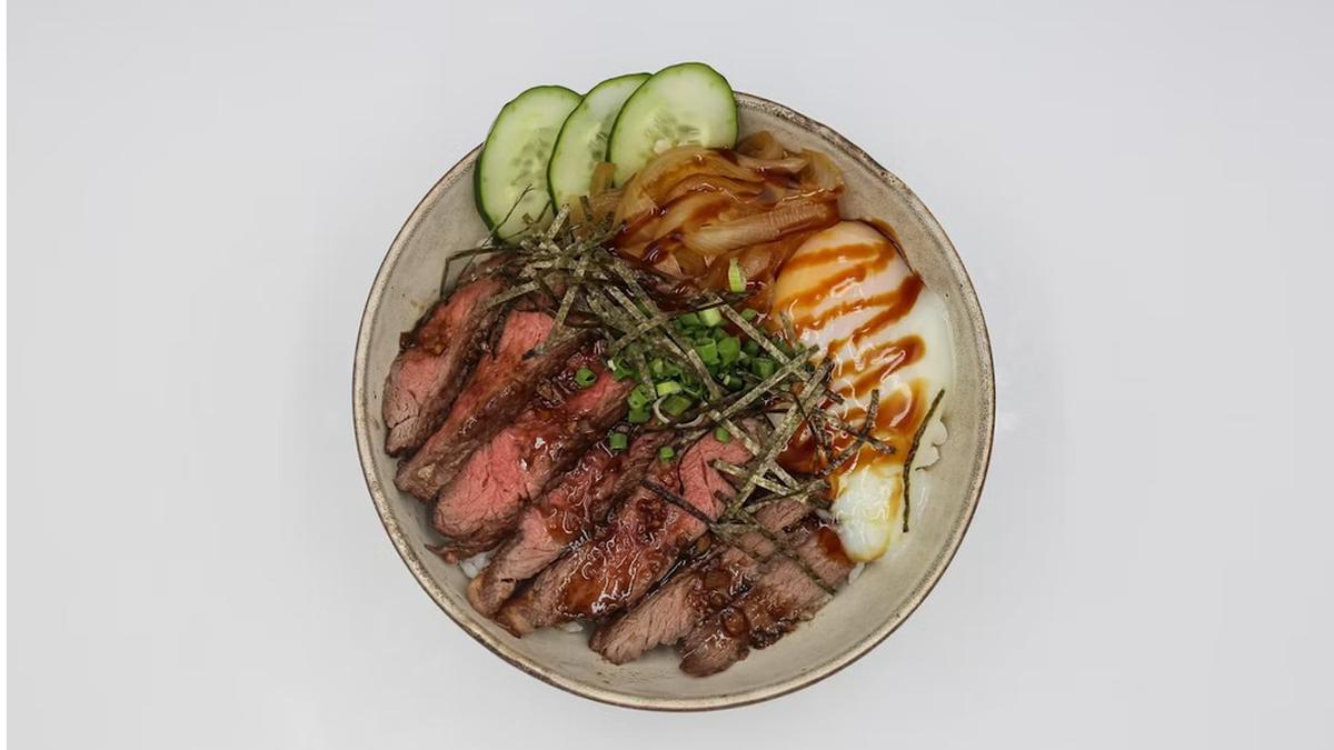 Resep Beef Yakiniku Rice Bowl yang Lezat dan Praktis untuk Menu Sehari-hari