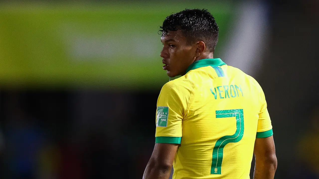 MU dan Juventus Berebut Wonderkid Brasil Gabriel Veron