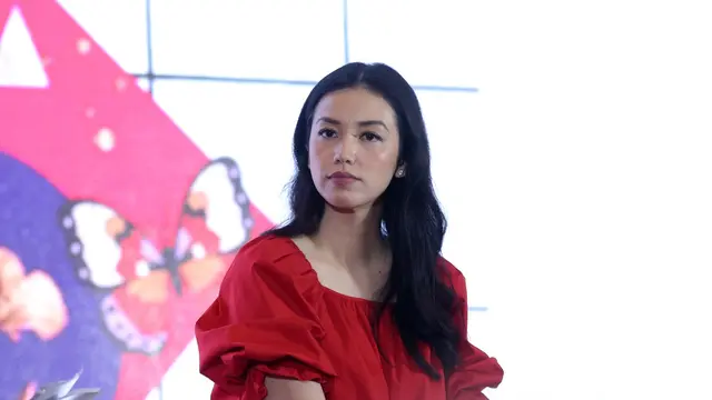 Velove Vexia ungkap Cara Hadapi Ekspektasi Sosial sebagai Kunci Kesuksesan Perempuan di Fimela Day Hari ke-2