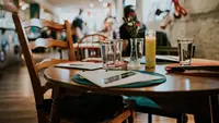 Ilustrasi restoran. Photo by Sandra Seitamaa on Unsplash