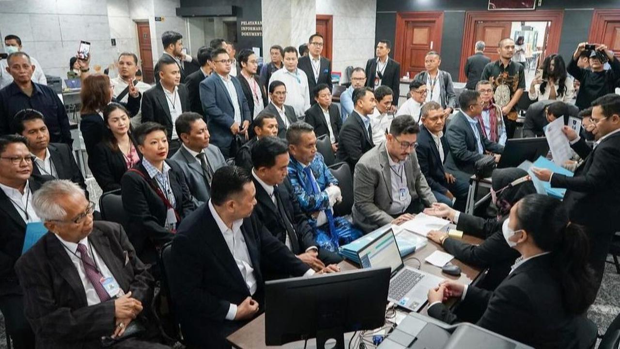 VIDEO: Hotman Kesal ke Saksi AMIN, Hakim MK Terpancing Yusril Beri Kode Tenang