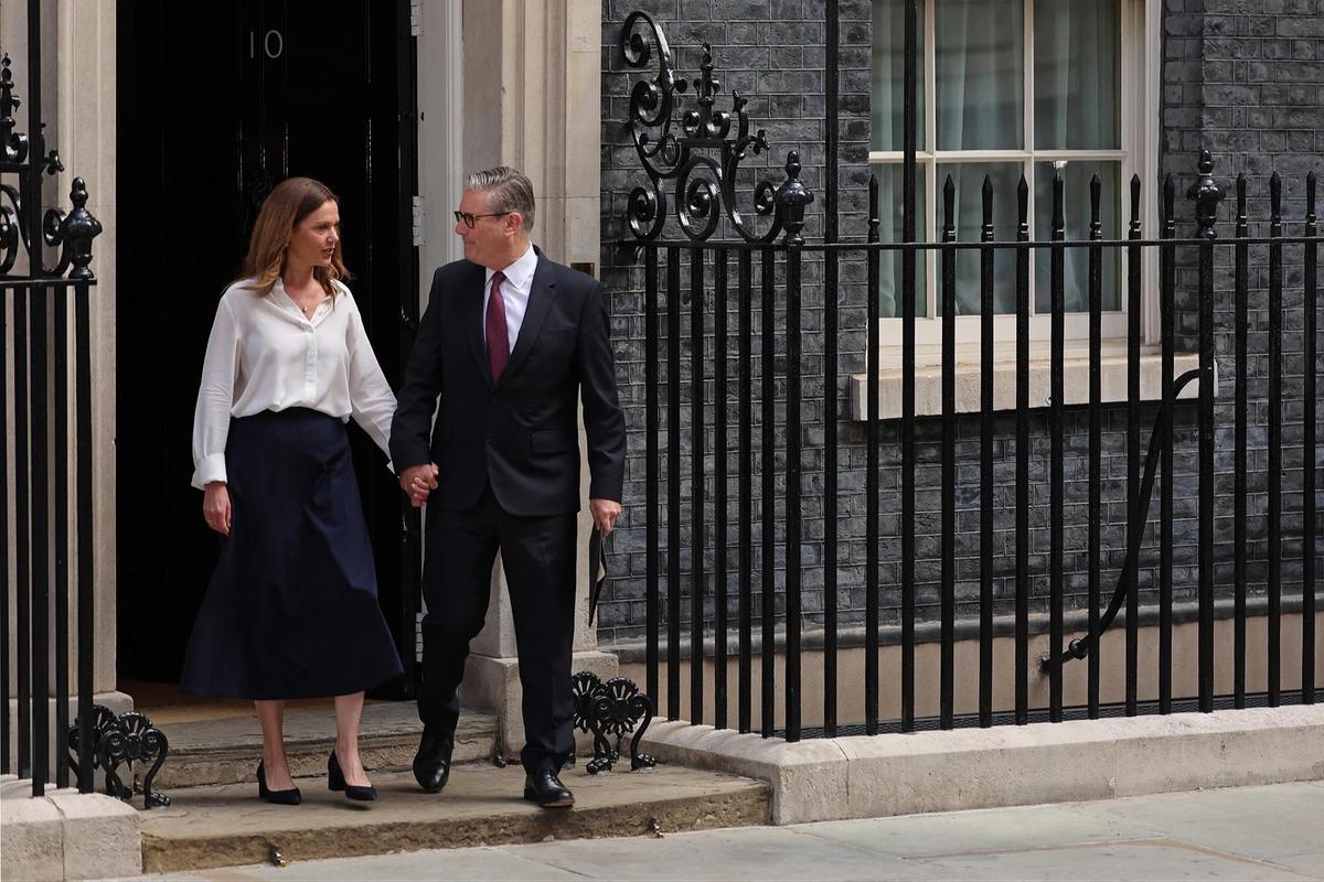 FOTO: Momen Keir Starmer Mundur dari Jabatan Perdana Menteri Inggris
