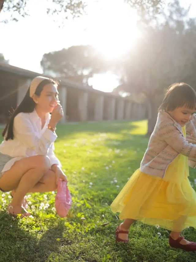 Shandy Aulia liburan bareng anak di Roma, Italia