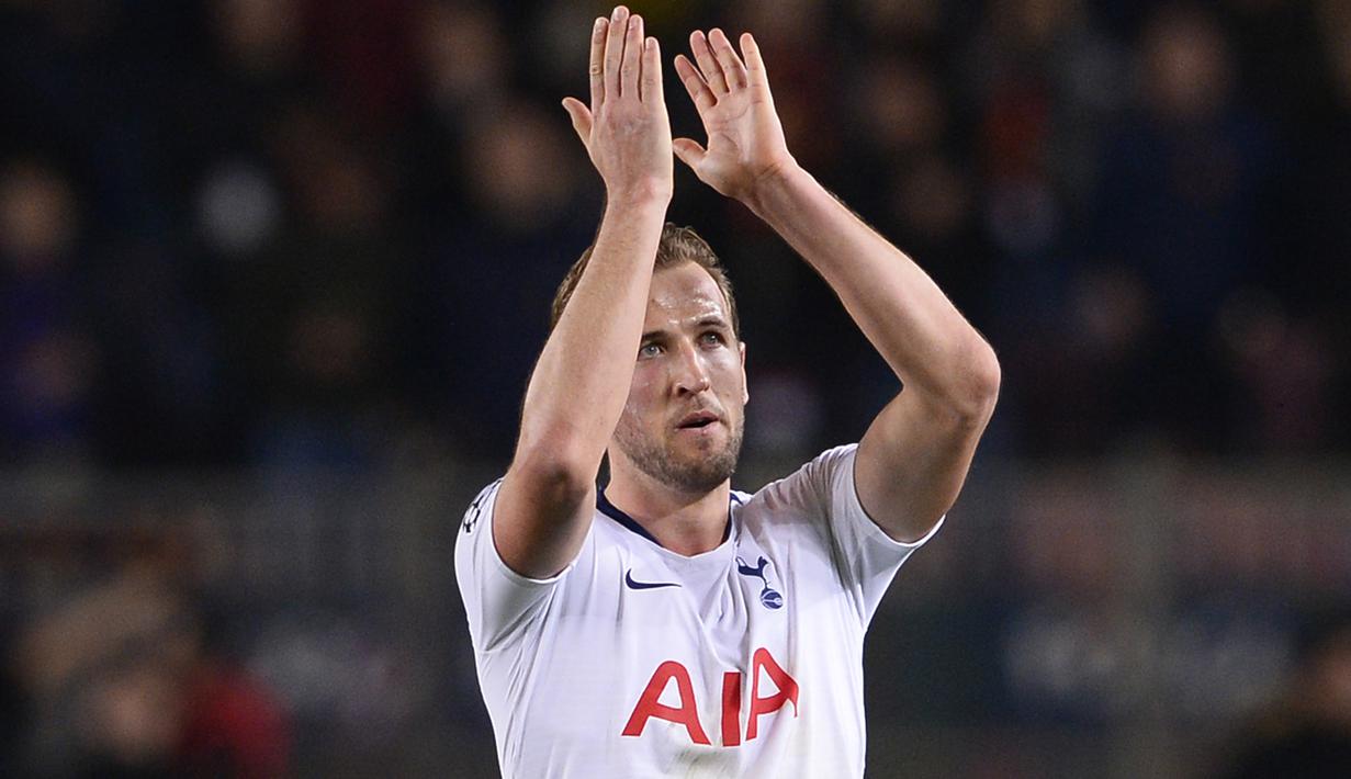 3. Harry Kane (Tottenham Hotspur) - 17 Gol (4 Penalti). (AFP/Josep Lago)