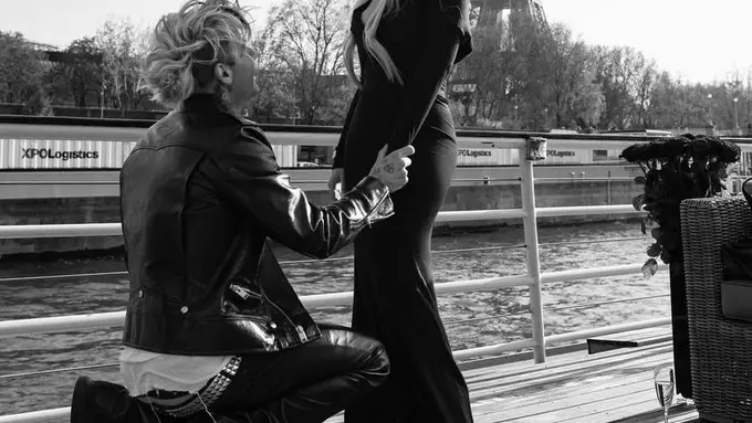 Dilamar Mod Sun, Intip Makna dan Detail Cincin Tunangan Berbentuk Hati Avril Lavigne