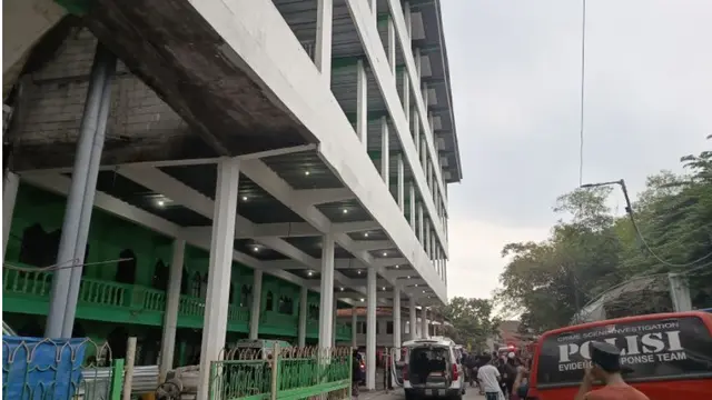 Susasana Ponpes Al Khoziny Sidoarjo