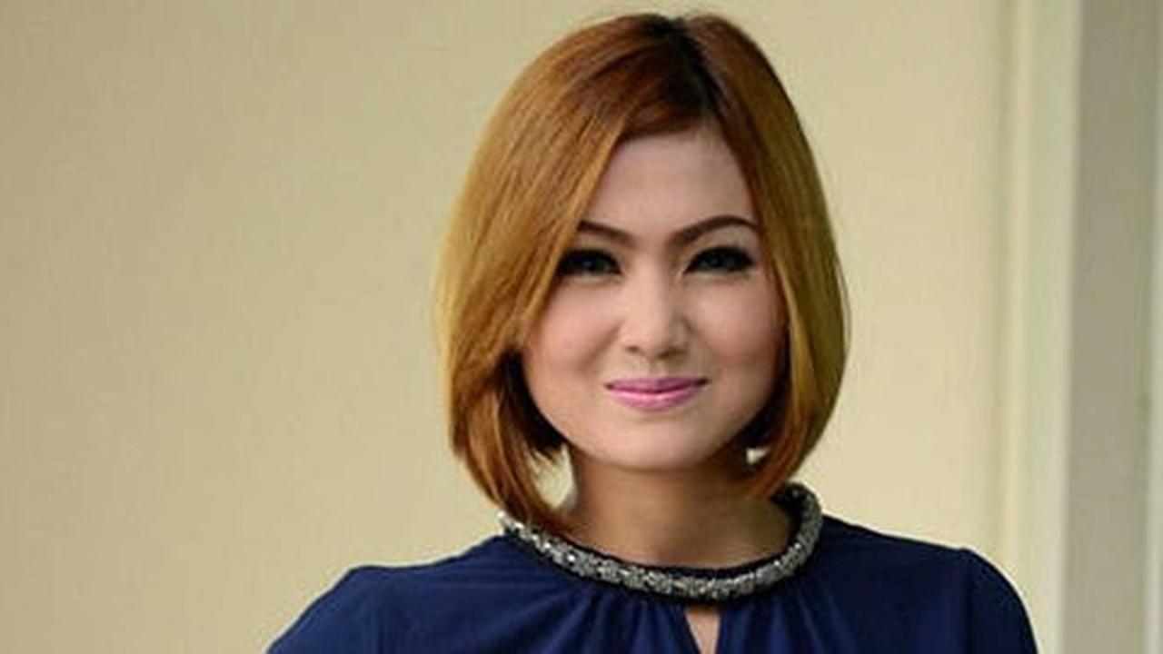 Mengenang Iceu Wong, pedangdut terkenal dengan 'pacar lima langkah