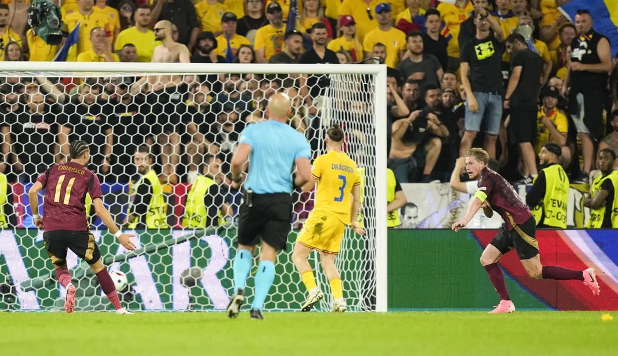 Selain bikin gol, De Bruyne mencatatkan lima tembakan dengan tiga di antaranya on target. (AP Photo/Andreea Alexandru)