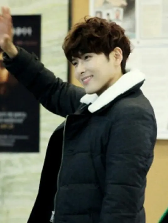 Baru saja meirilis lagu yang berjudul ‘Cosmic’ beberapa minggu lalu, kini Ryeowook harus pergi meninggalkan penggemarnya mengikuti wajib militer. (Instagram/kimryeowooksuju)