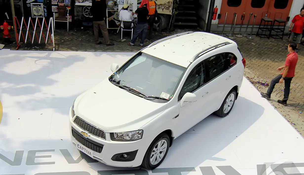 New Chevrolet Captiva 2014 resmi dihadirkan General Motors(GM) Indonesia untuk pecinta automotif Tanah Air(Liputan6.com/Faizal Fanani)