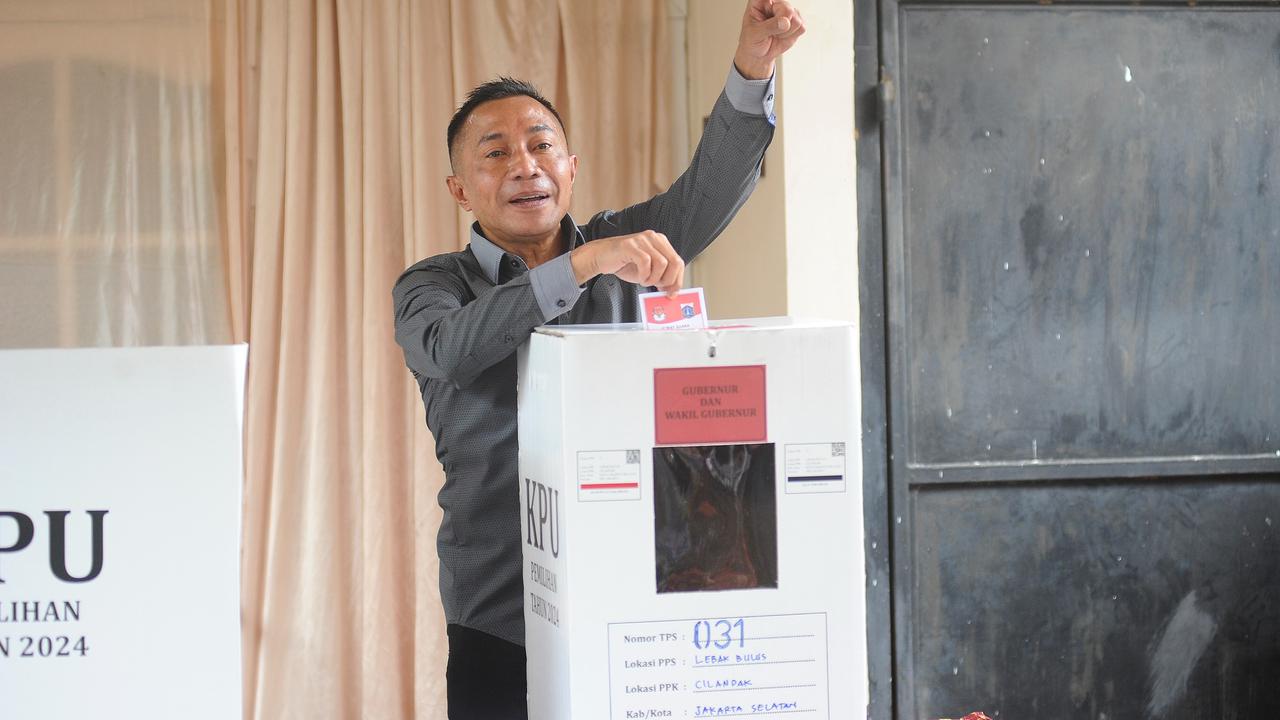 Dharma Pongrekun nyoblos di TPS 31 Lebak Bulus