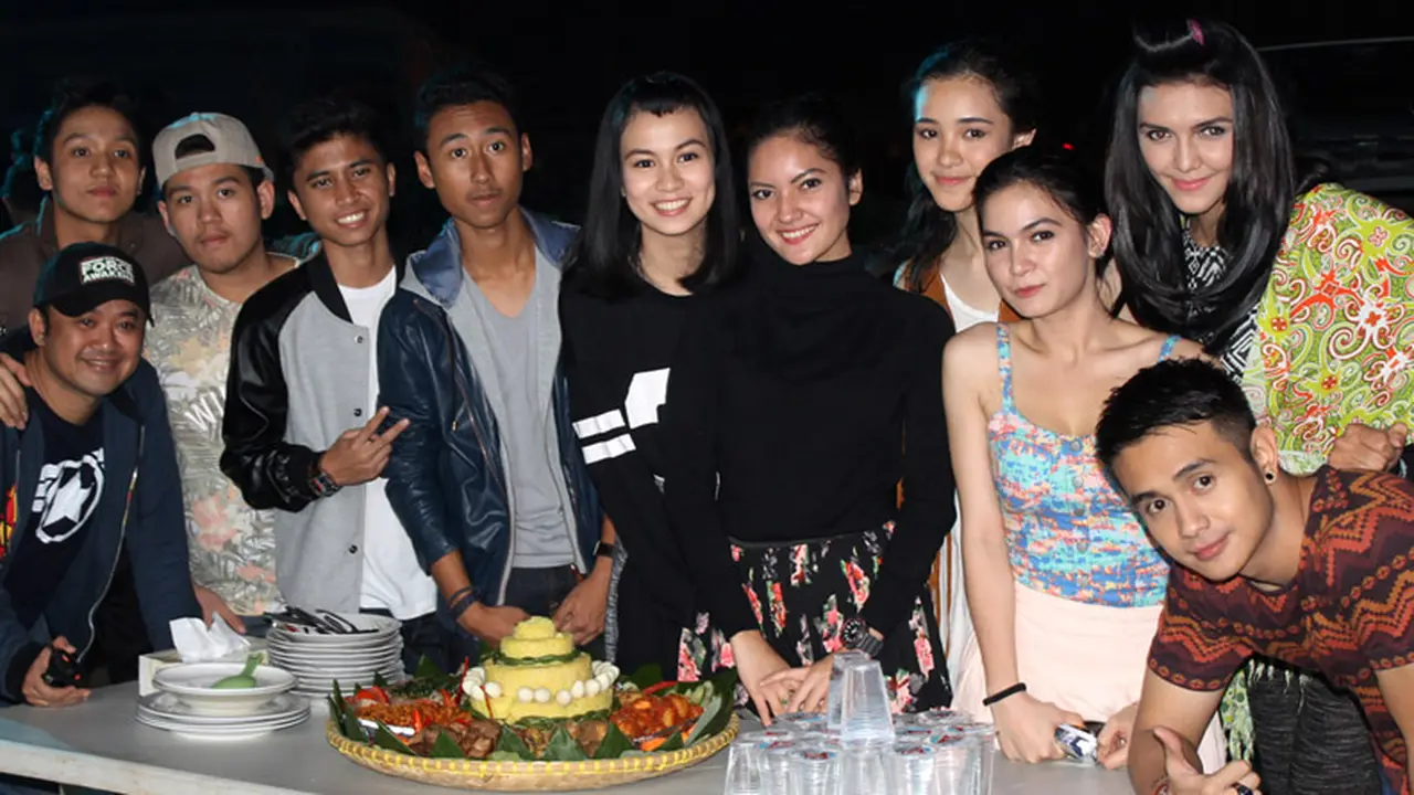 Bikin Film Demona, Rizal Mantovani Gaet Graduate Band