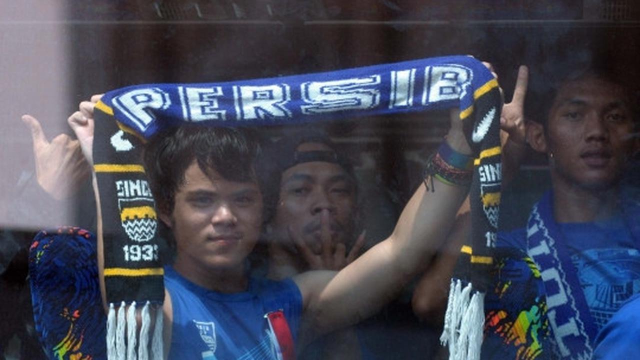 Rombongan Bobotoh tiba di Polda Metro Jaya