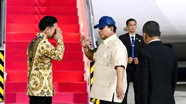 Gibran Antar Prabowo Lepas Landas ke Singapura