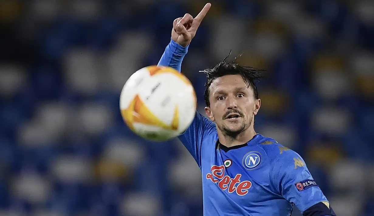 Bek kiri berusia 32 tahun, Mario Rui yang kini tengah menjalani musim ke-7 bersama Napoli ini hingga kini telah tampil dalam 242 laga di Serie A Liga Italia. Sebelum membela Napoli, ia juga pernah berseragam Empoli dan AS Roma di Serie A Liga Italia. Bersama Napoli ia telah mengoleksi dua trofi juara, yaitu Serie A musim 2022/2023 dan Coppa Italia musim 2019/2020. (AFP/Filippo Monteforte)
