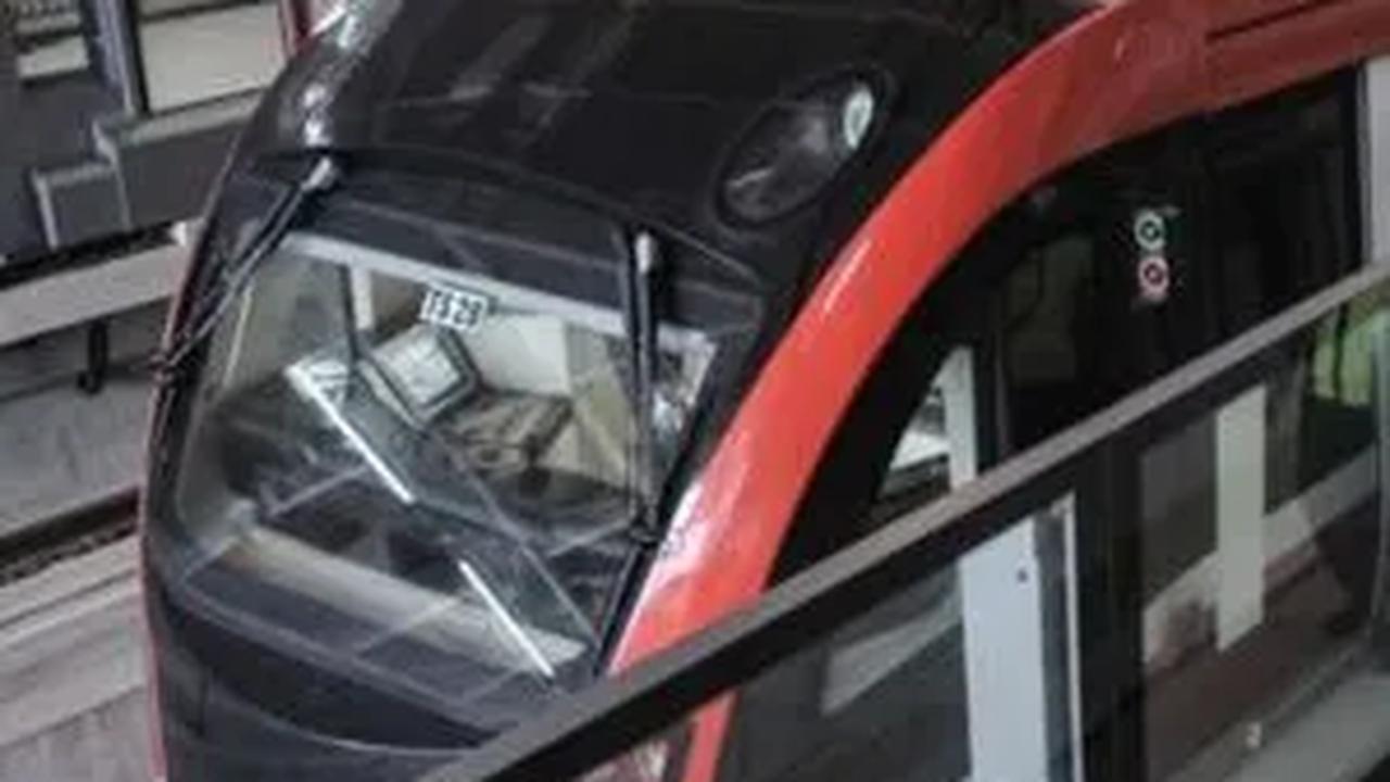 Sebagai informasi, pendaftaran uji coba LRT Jabodebek telah dibuka pada (10/7) kemarin. Namun pihak manajemen LRT Jabodebek mengumumkan pendaftaran telah ditutup lantaran jumlah kuota telah terpenuhi.