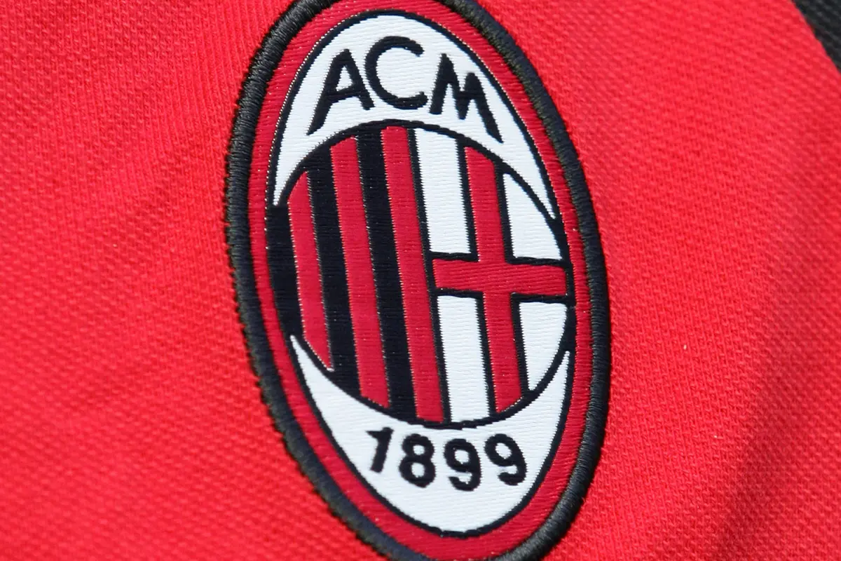 Logo dan ilustrasi AC Milan