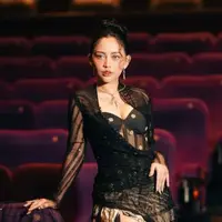 Potret cantik Rachel Vennya kenakan kebaya hitam transparan (credit: instagram/rachelvennya)