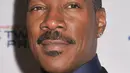 Komedian, aktor, penulis, penyanyi sekaligus sutradara asal Amerika ini merupakan aktor terlaris. Eddie Murphy sempat menjadi sorotan ketika ia tertangkap sedang bersama seorang PSK waria yang dikenal di mobilnya. (AFP/Bintang.com)