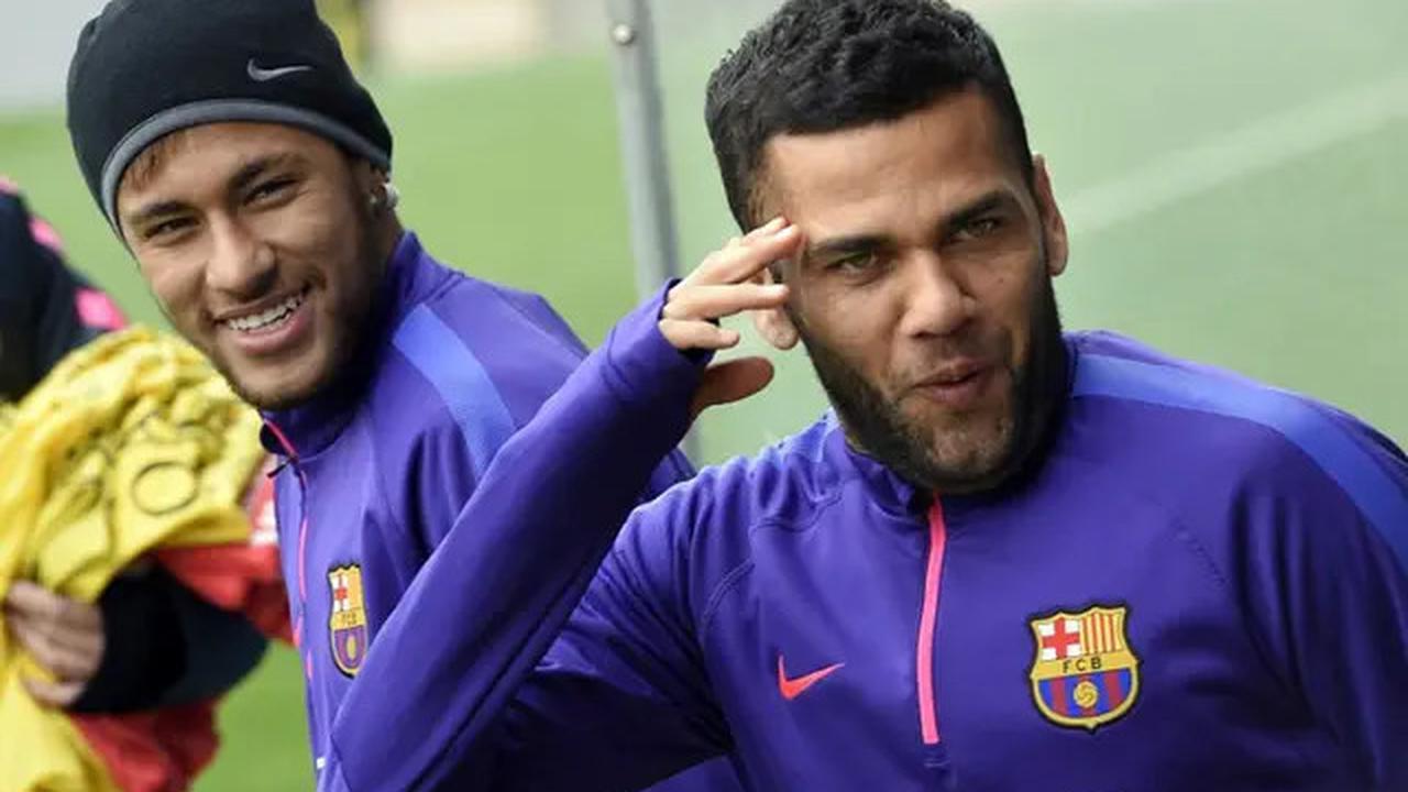 Messi, Alasan Neymar Memilih Barcelona, Simak pula Cerita Masa Awalnya yang Penuh Haru di Camp Nou