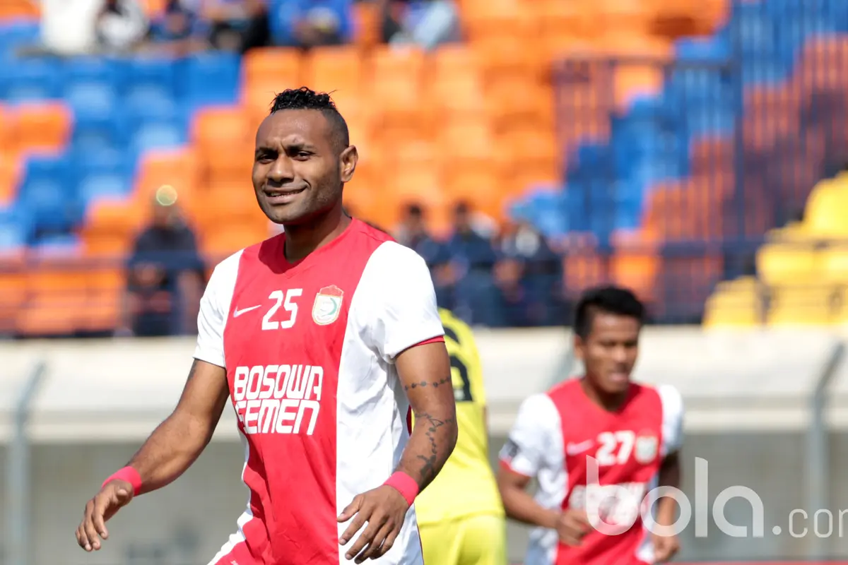 Titus Bonai, PSM Makassar, Bola.com