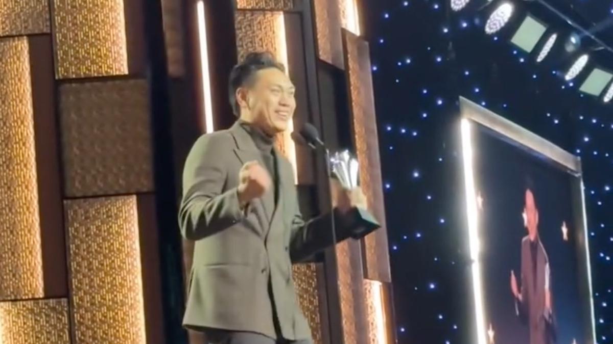 Menang Critics Choice Awards 2025, Jon M. Chu Sutradara Wicked Ungkit Nasib Tak Dapat Nominasi Oscar