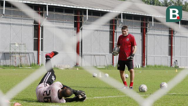 Foto: Ini Dia Sosok di Balik Tangguhnya Kiper-Kiper Persija, Jan Klima Pelatih Dengan Segudang Pengalaman di Eropa