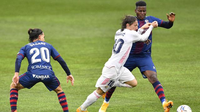 Luka Modrid, Real MadridYus mei