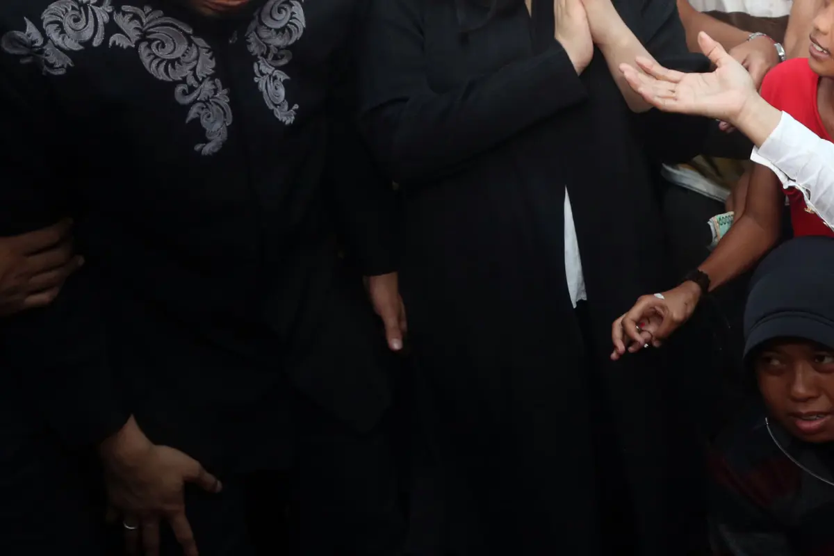 [Bintang] Raffi ke makan Olga Syahputra