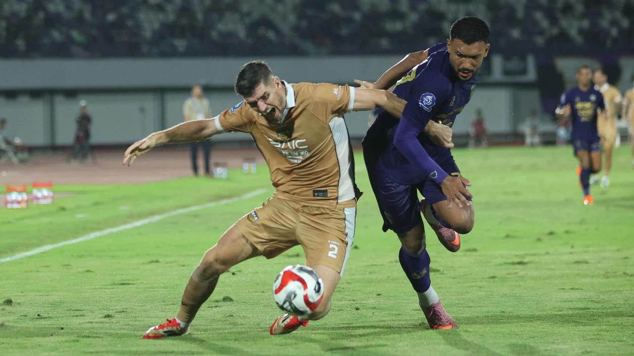 FOTO: Dewa United Taklukkan Persita dalam Derby Banten